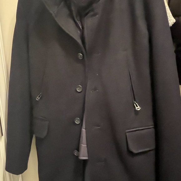 Cole Haan Wool Coat with zip out lining/coat - Picture 2 of 8